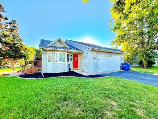 235 Glacier Avenue, Sartell, MN 56377