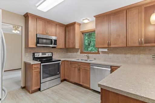 1244 Balsam Trail E, Saint Paul, MN 55123