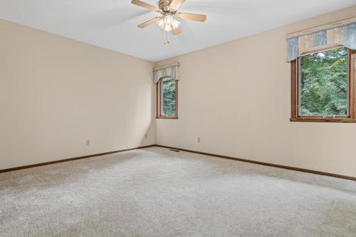 1244 Balsam Trail E, Saint Paul, MN 55123