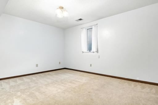 1244 Balsam Trail E, Saint Paul, MN 55123