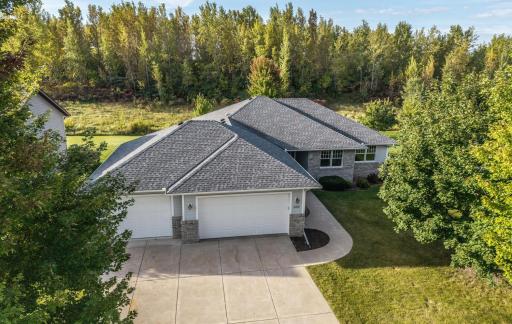 2220 Greenfield Drive E, Northfield, MN 55057