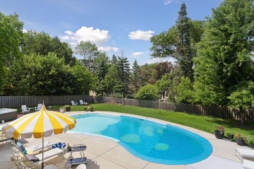 5504 Merritt Circle, Minneapolis, MN 55436