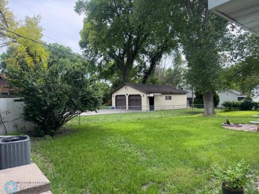 319 13th Street N, Moorhead, MN 56560