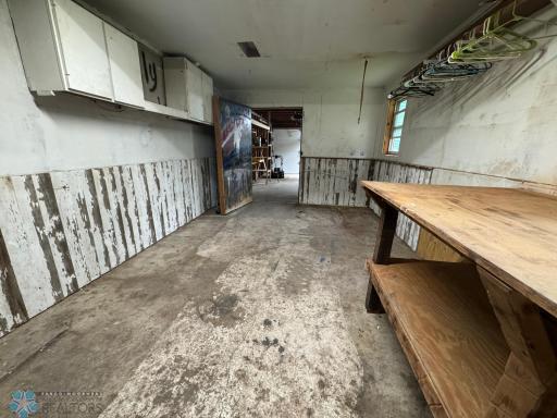 319 13th Street N, Moorhead, MN 56560