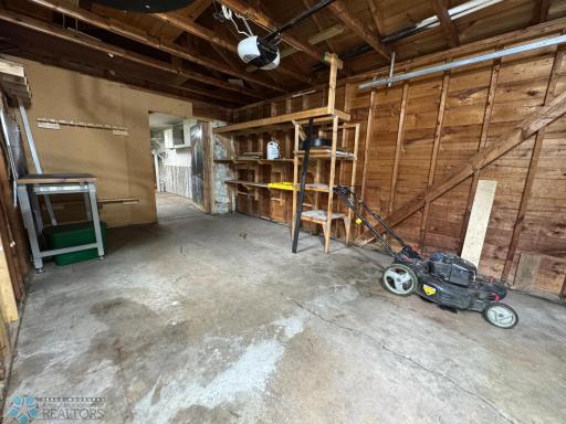 319 13th Street N, Moorhead, MN 56560