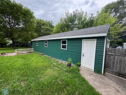 319 13th Street N, Moorhead, MN 56560