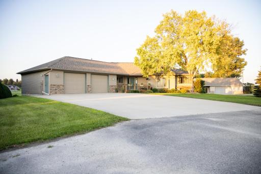 53030 254th Avenue, Plainview, MN 55964