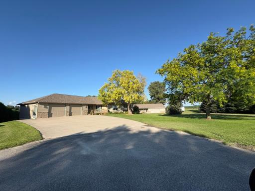 53030 254th Avenue, Plainview, MN 55964