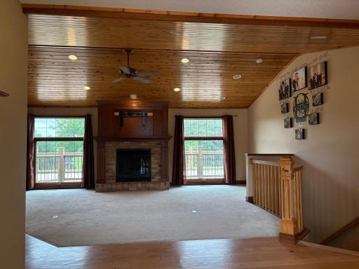 living room vaulted ceiling gas fireplace