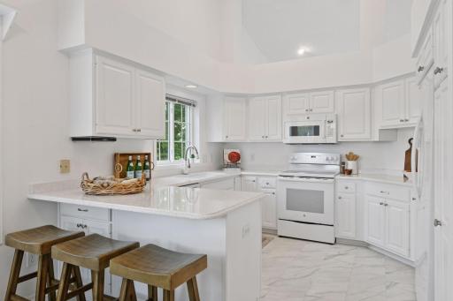 3725 Archer Lane N, Plymouth, MN 55446