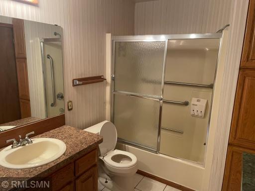 2169 78th Court E, Inver Grove Heights, MN 55077
