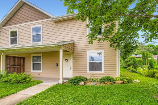 314 7th Street East - Web Quality - 002 - 01 Exterior Front Edit.jpg
