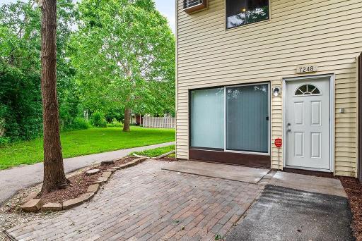 7248 72nd Lane N, Brooklyn Park, MN 55428