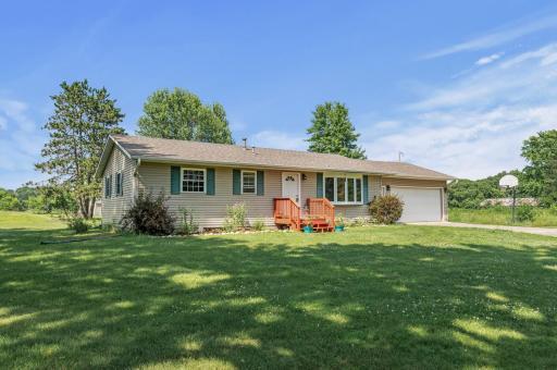 7635 165th Avenue NE, Columbus, MN 55025