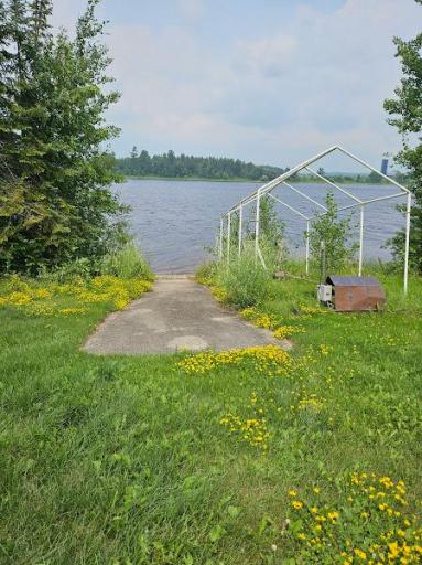 2742 State Highway 11 SE, Baudette, MN 56623
