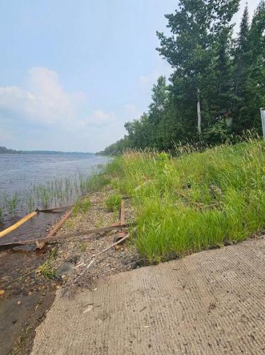 2742 State Highway 11 SE, Baudette, MN 56623