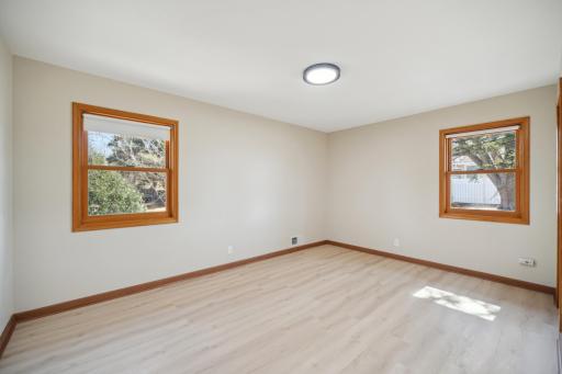 8. Main floor owners' suite with walk in closet
