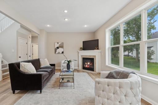 2450 Golf Drive, Woodbury, MN 55129