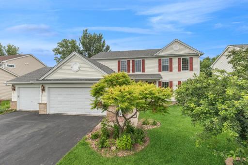 2450 Golf Drive, Woodbury, MN 55129