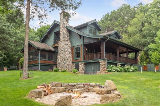 Welcome to 6 Coulee Ridge Road – where traditional alpine charm meets modern mountain luxury.