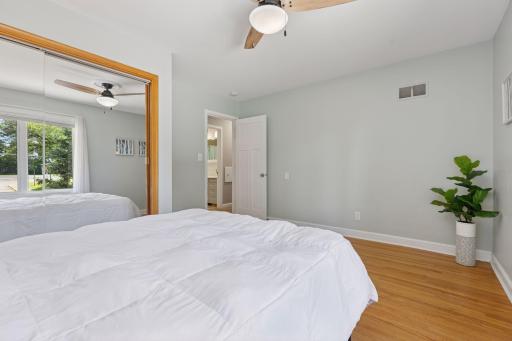 2610 Noble Avenue N, Minneapolis, MN 55422