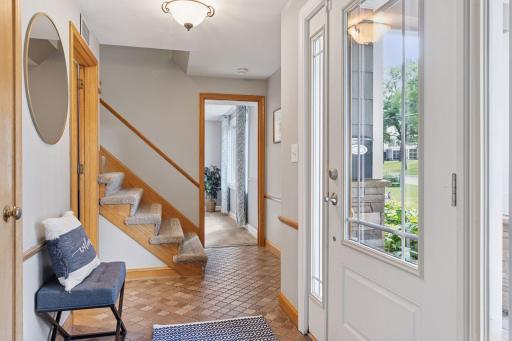 2610 Noble Avenue N, Minneapolis, MN 55422