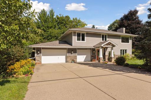2610 Noble Avenue N, Minneapolis, MN 55422
