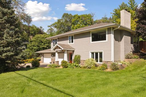 2610 Noble Avenue N, Minneapolis, MN 55422