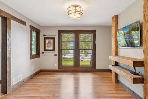 3920 Hawthorne Circle, Excelsior, MN 55331