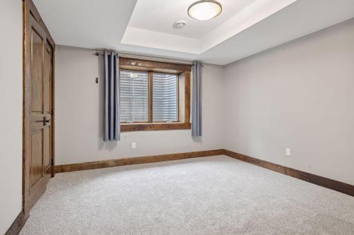 3920 Hawthorne Circle, Excelsior, MN 55331