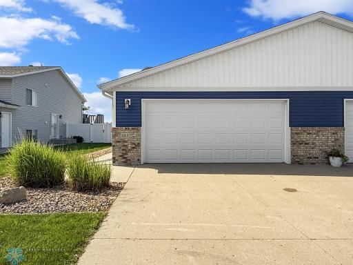 4832 51st Avenue S, Fargo, ND 58104
