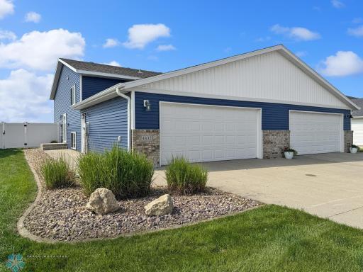 4832 51st Avenue S, Fargo, ND 58104