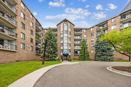 2601 Kenzie Terrace, 324, Saint Anthony, MN 55418