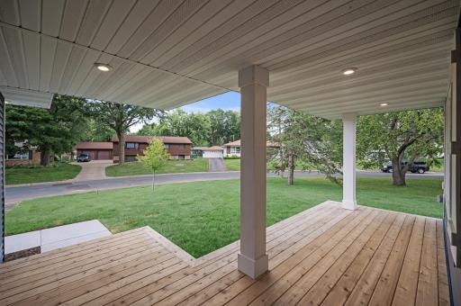 6861 Washington Street NE, Fridley, MN 55432