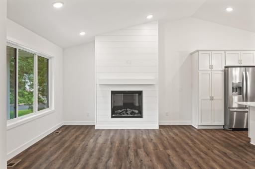 6861 Washington Street NE, Fridley, MN 55432