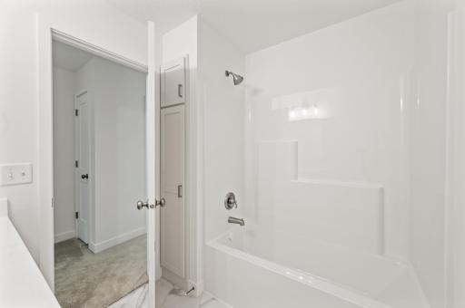 6861 Washington Street NE, Fridley, MN 55432