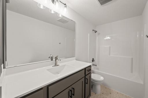 6861 Washington Street NE, Fridley, MN 55432