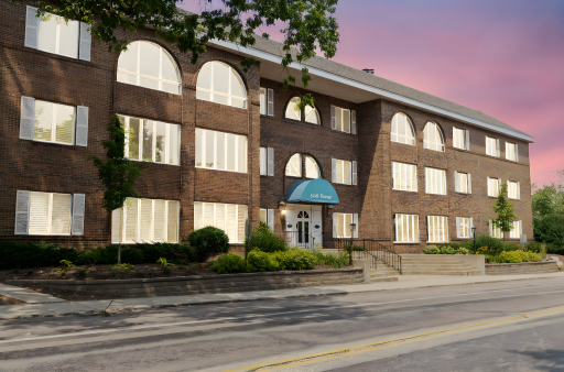 5100 France Avenue S, 105, Minneapolis, MN 55410