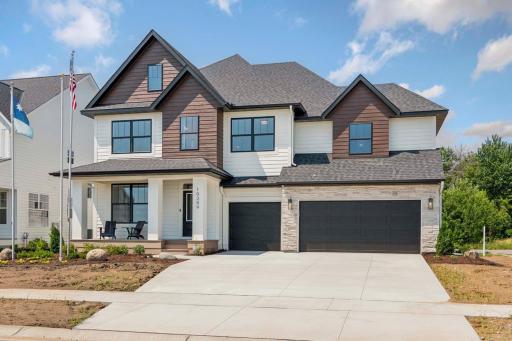 MODEL HOME! The Wesley Plan by Robert Thomas Homes. The home price includes sod and an irrigation system.