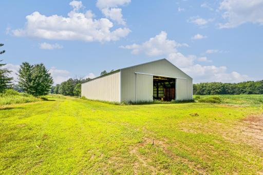 Awesome 55x80 Steel Pole Building, newer build with dirt floor