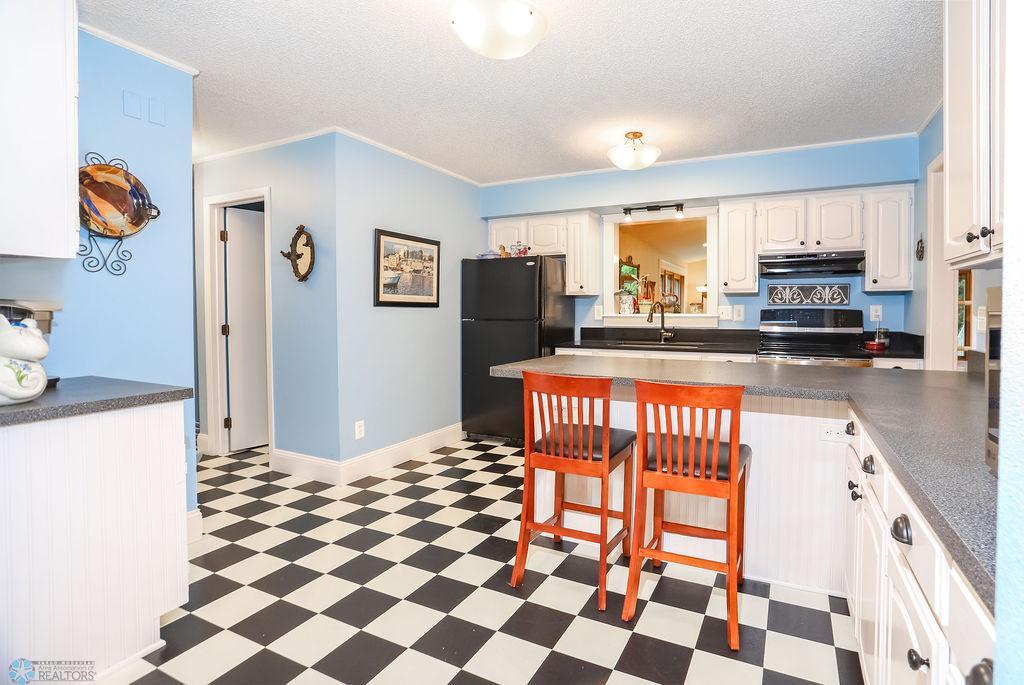 Dine in Kitchen