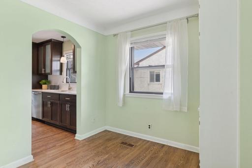 280 Edith Drive, Saint Paul, MN 55118