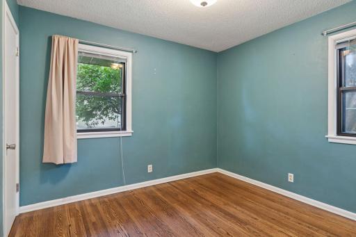 280 Edith Drive, Saint Paul, MN 55118