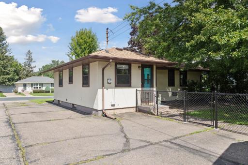 280 Edith Drive, Saint Paul, MN 55118