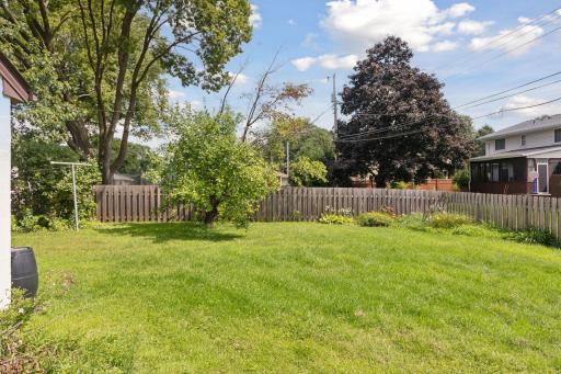 280 Edith Drive, Saint Paul, MN 55118