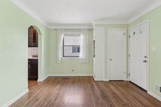 280 Edith Drive, Saint Paul, MN 55118