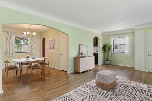 280 Edith Drive, Saint Paul, MN 55118