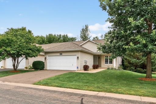 5215 Deerfield Lane SE, Prior Lake, MN 55372
