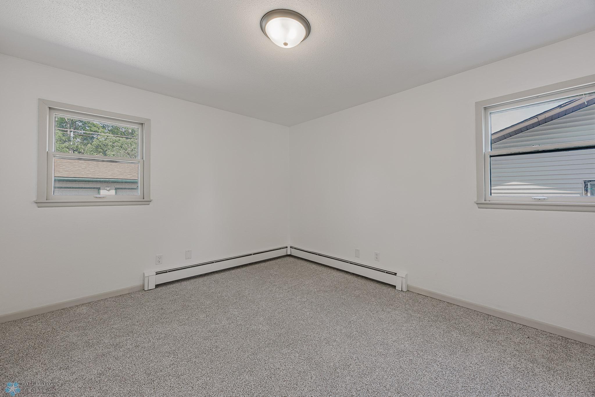 1909 14th St S, Fargo_-14.jpg