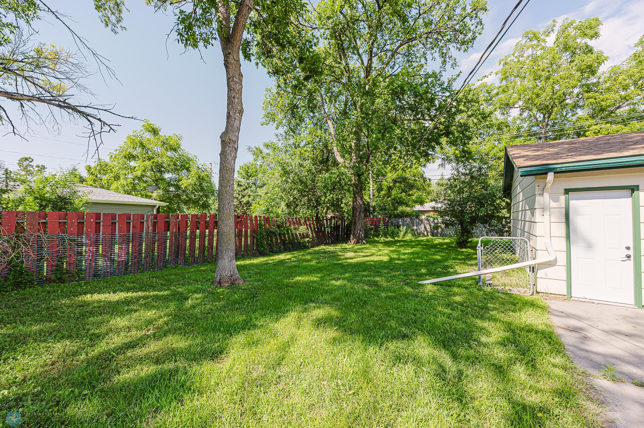 1909 14th St S, Fargo_-34.jpg